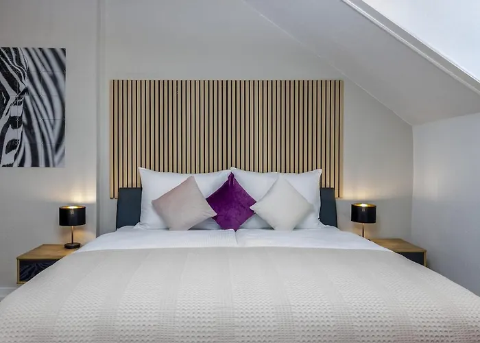 3 Bedroom - Luxus - Arbeitsplatz - Wifi - Kueche - Kaffee 아파트 *